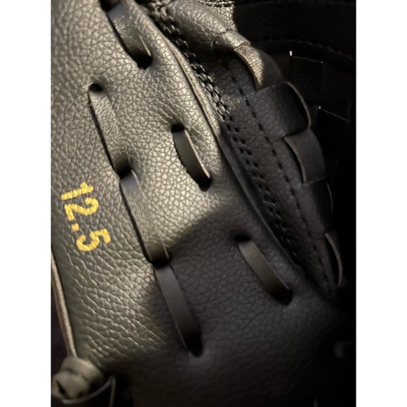 BESPORTBLE PU Leather Baseball Glove: Professional Quality, Exceptional Service - Picture 4 of 5